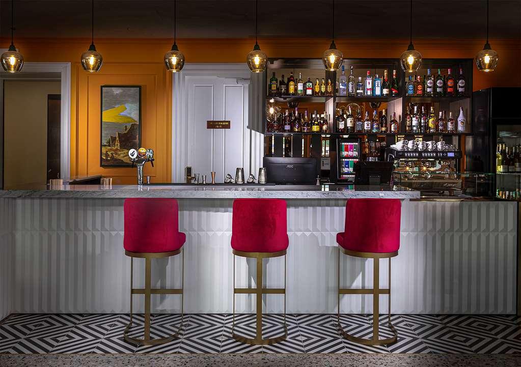 ホテル The Basilian Minsk, Curio Collection By Hilton レストラン 写真